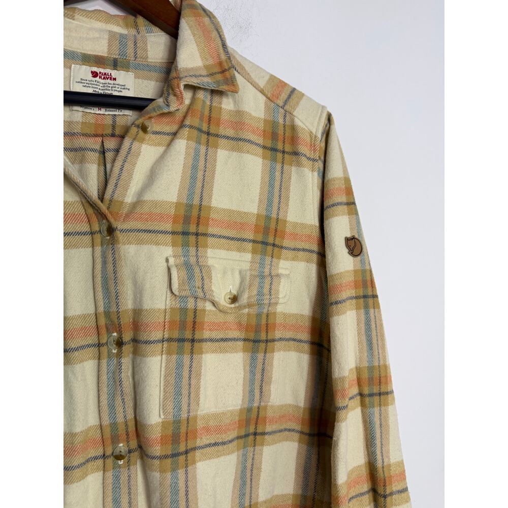 Fjällräven Women's Övik Heavy Flannel Shirt Size Medium - Picture 5 of 9